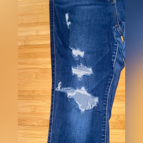 Torrid Jegging Super Soft Distressed Blue Jeans Extra Tall - Picture 6 of 14